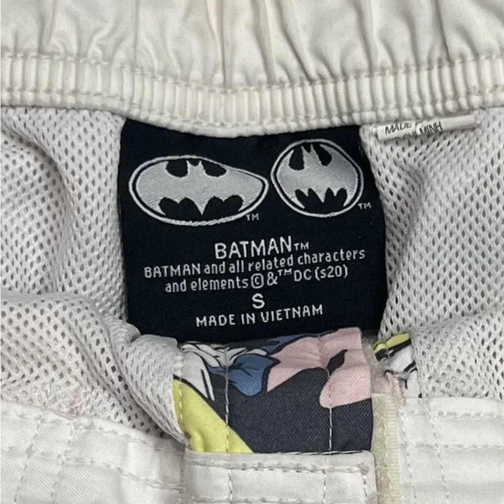 Batman Hawaiian Board Swim Trunk Shorts DC Comics - Picture 3 of 8